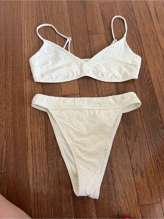 Abercrombie & Fitch Other - Abercrombie Eyelet White Two-Piece Bikini Set
